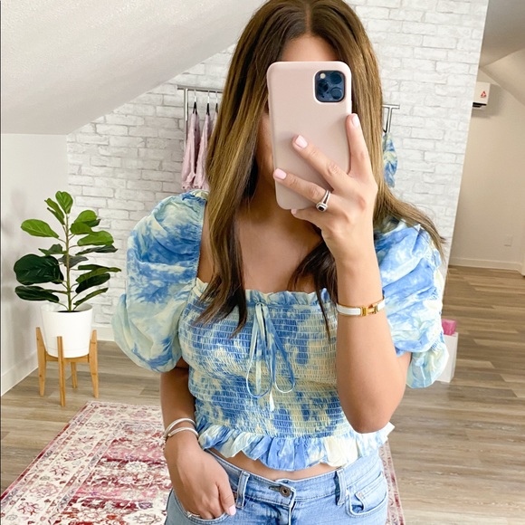 Fair and Square Blouse - Picture 3 of 4